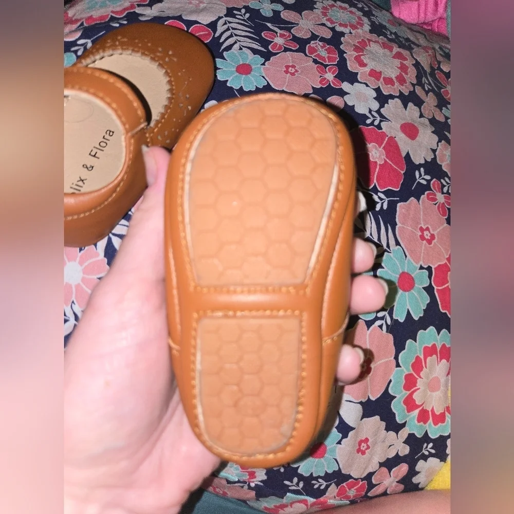 🍂NWT🍁 Lee - Felix And Fiora, Brown Girls Dress Shoes 12M